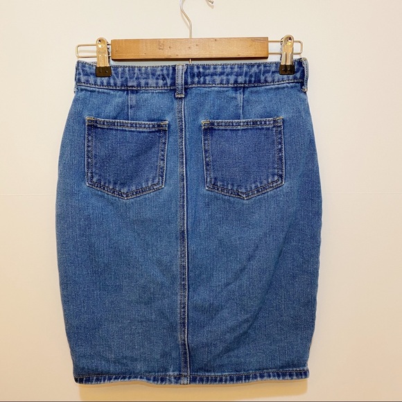 F21 High-Waist Denim Pencil Skirt - Picture 2 of 2
